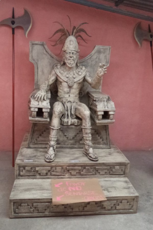 Casa Museo de Cartonería